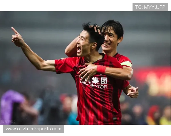 “中超联赛季中转会窗口开启，豪门抢人激烈”，中超转会期时间