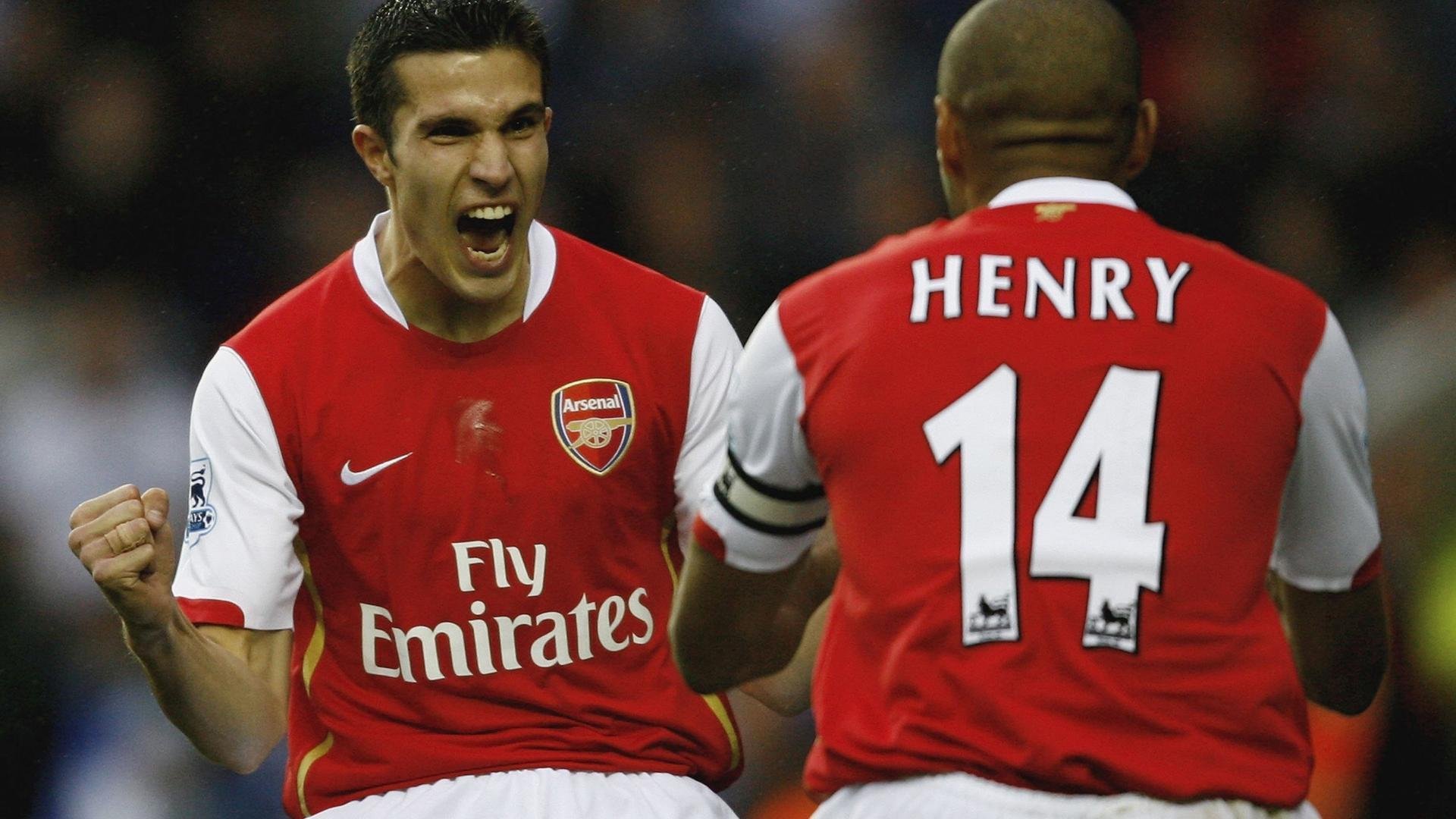 “帕布罗·马特拉的强大防守技能,为阿根廷美洲狮队保驾护航”